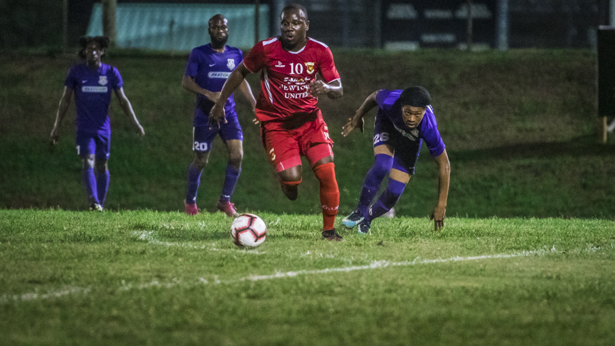 Newtown Defeats Saddlers 2-Nil